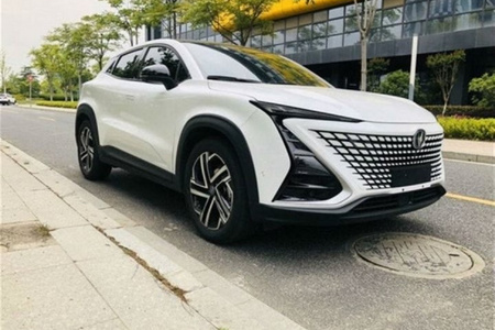 楚雄二手长安UNI二手T 2020款 1.5T 双离合 豪华型